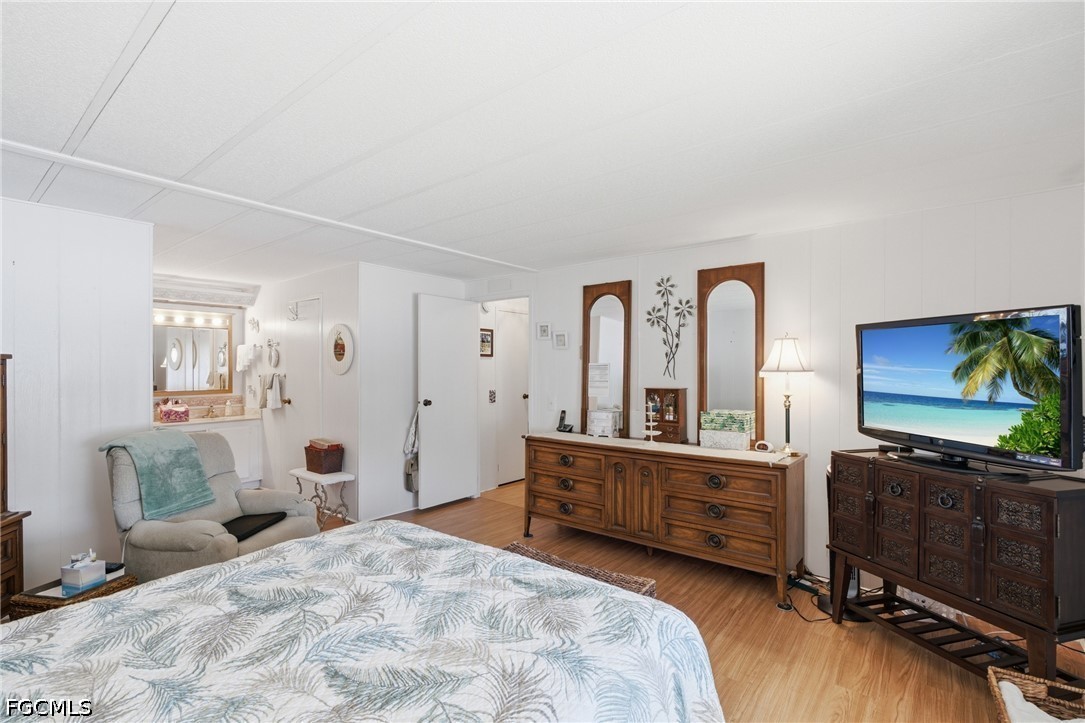 2 Bed ManufacturedHome for Sale in Carriage Village, photo 16
