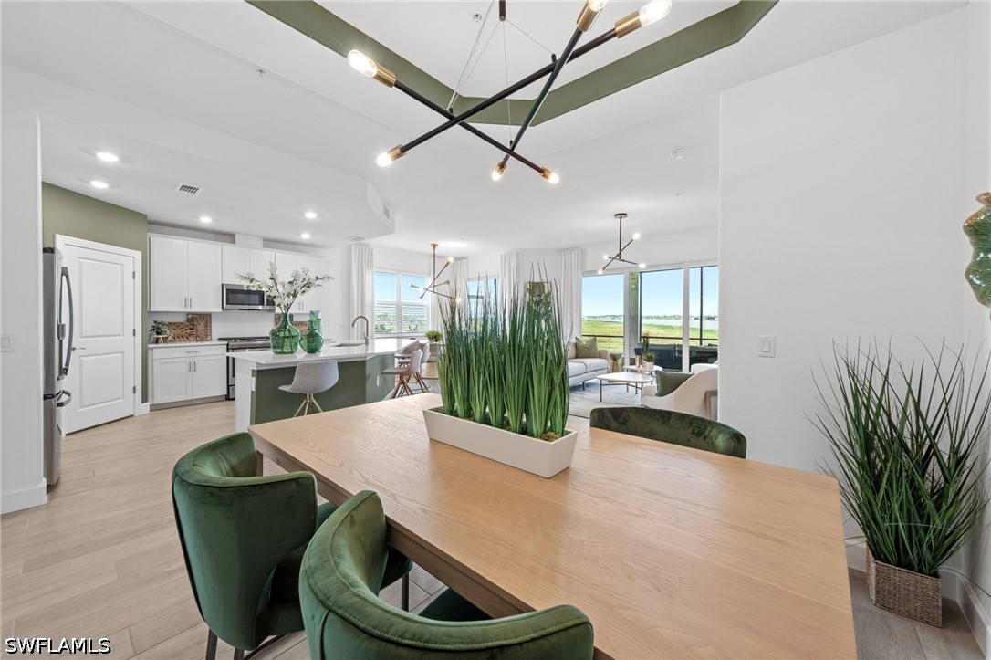 3 Bed Waterfront Home for Sale in Willowgreen, photo 16