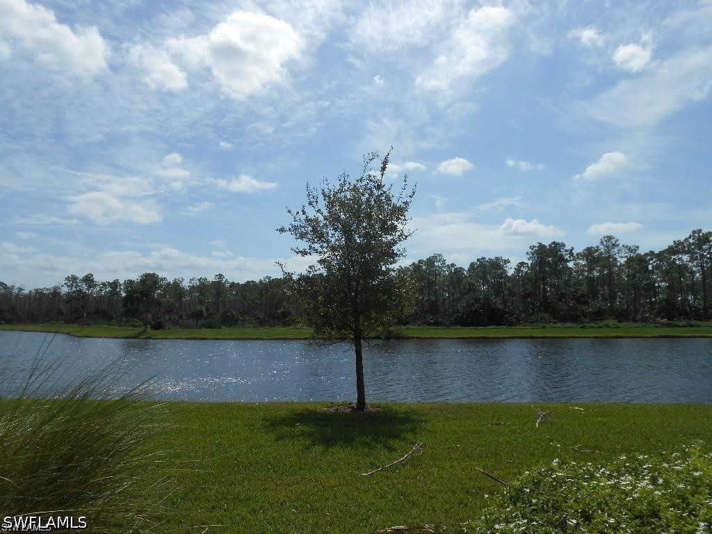 2 Bed Waterfront Home for Sale in Alberi Acqua, photo 16