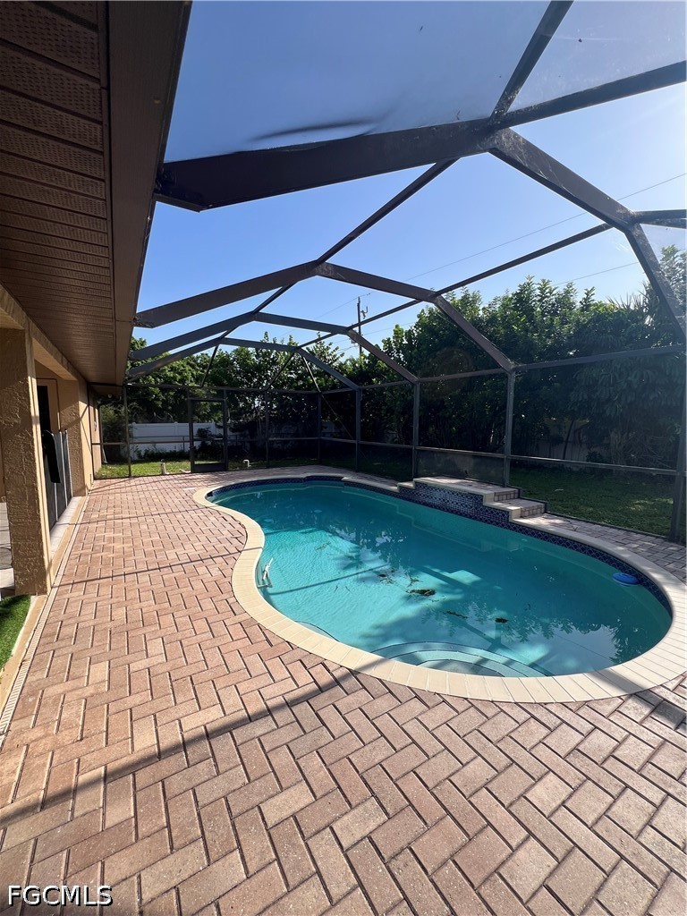 3 Bed Pool Home for Sale in Cape Coral, photo 16