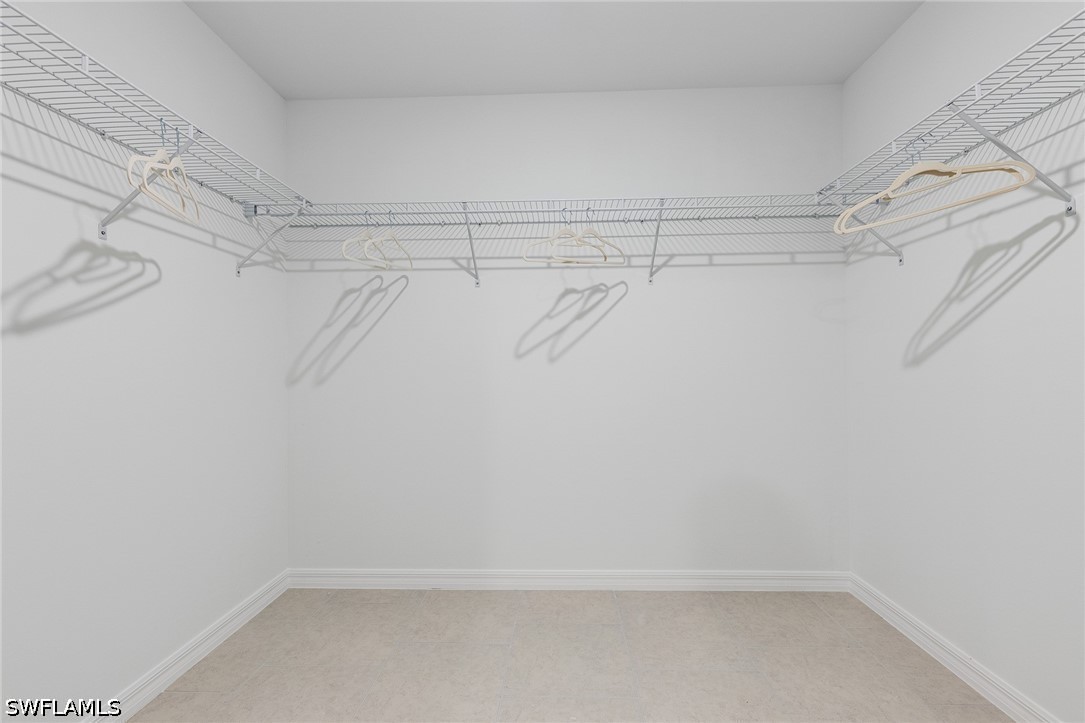 4 Bed SingleFamilyResidence for Sale in Crane Landing, photo 16