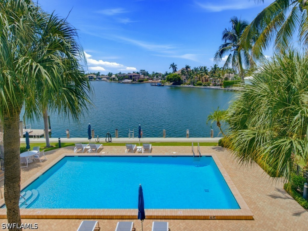 2 Bed Waterfront Home for Sale in Marco Island, photo 16