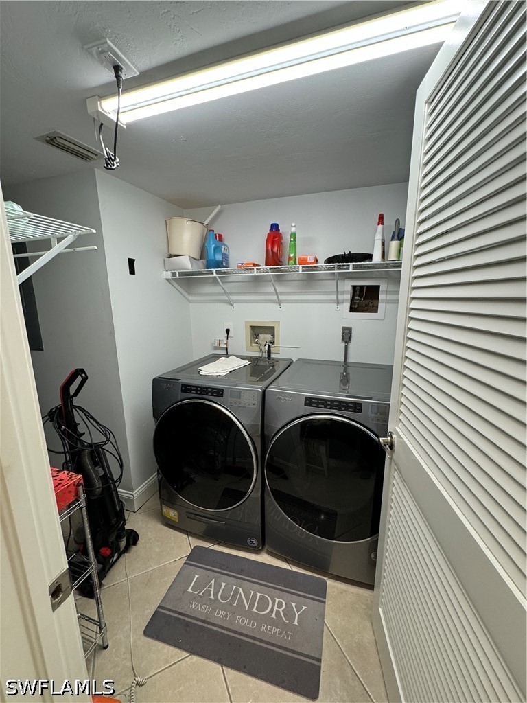 2 Bed Condominium for Sale in Bloomfield Ridge, photo 16