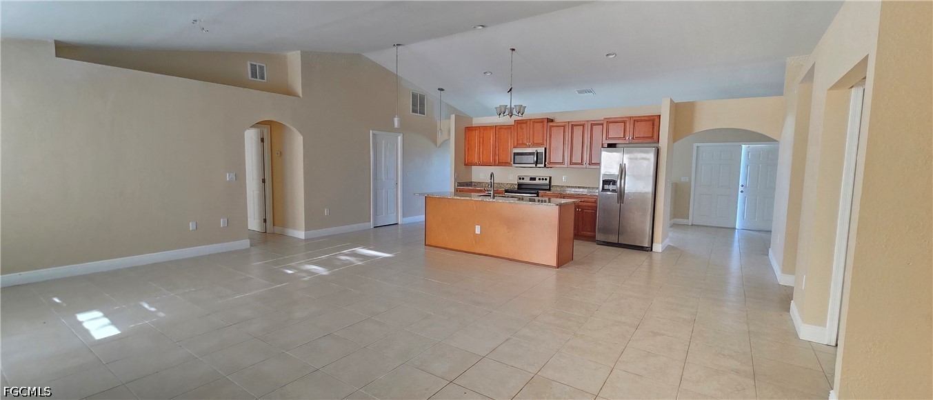 3 Bed SingleFamilyResidence for Sale in Cape Coral, photo 16