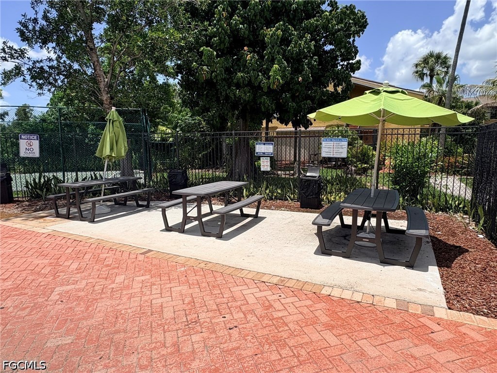 1 Bed Condominium for Sale in Village Creek, photo 16