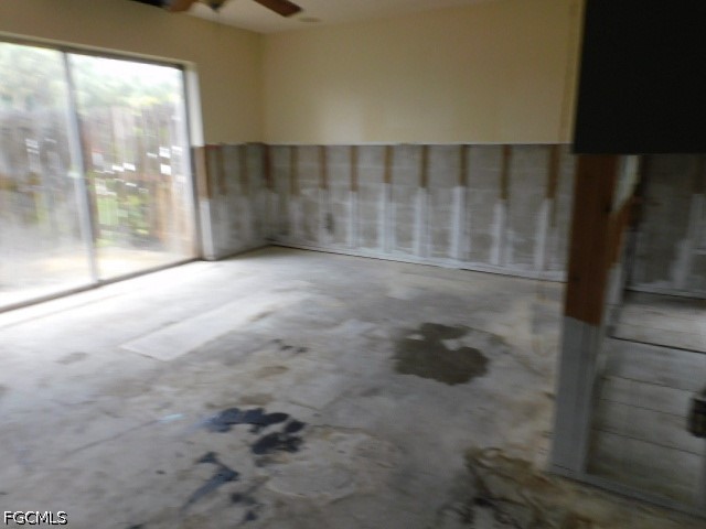 2 Bed Condominium for Sale in Palm Frond Condo, photo 16