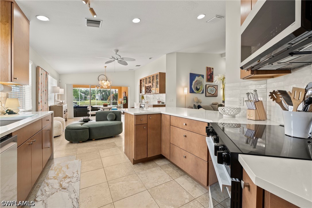 2 Bed Pool Home for Sale in Bonita Springs, photo 16