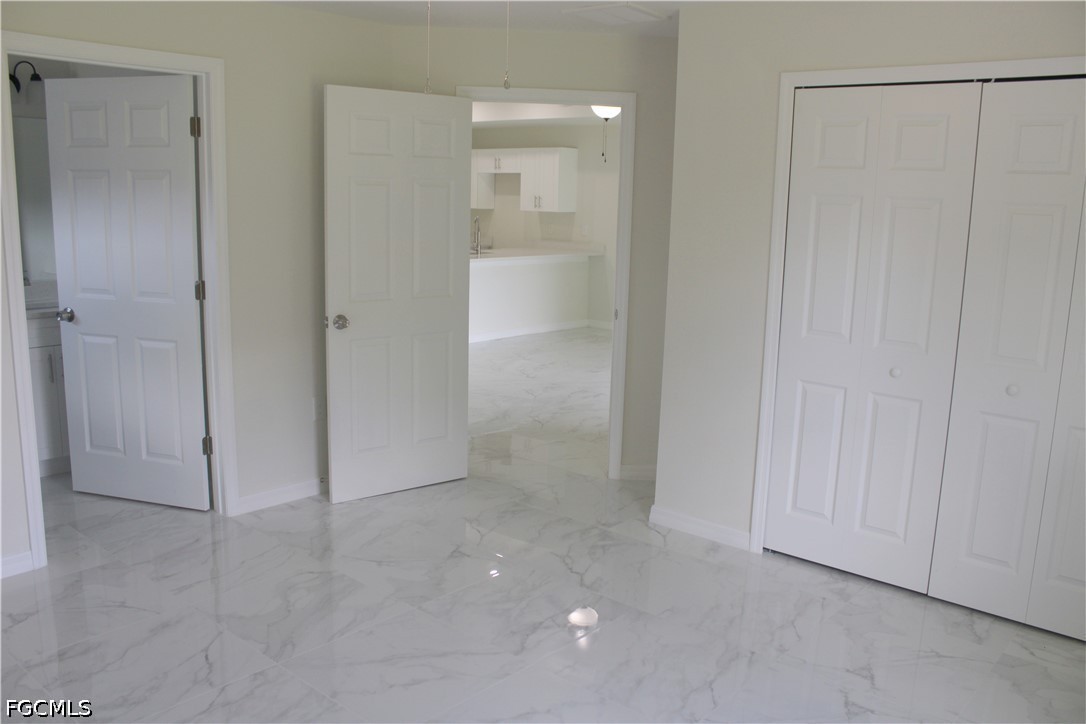 6 Bed Duplex for Sale in Lehigh Estates, photo 16