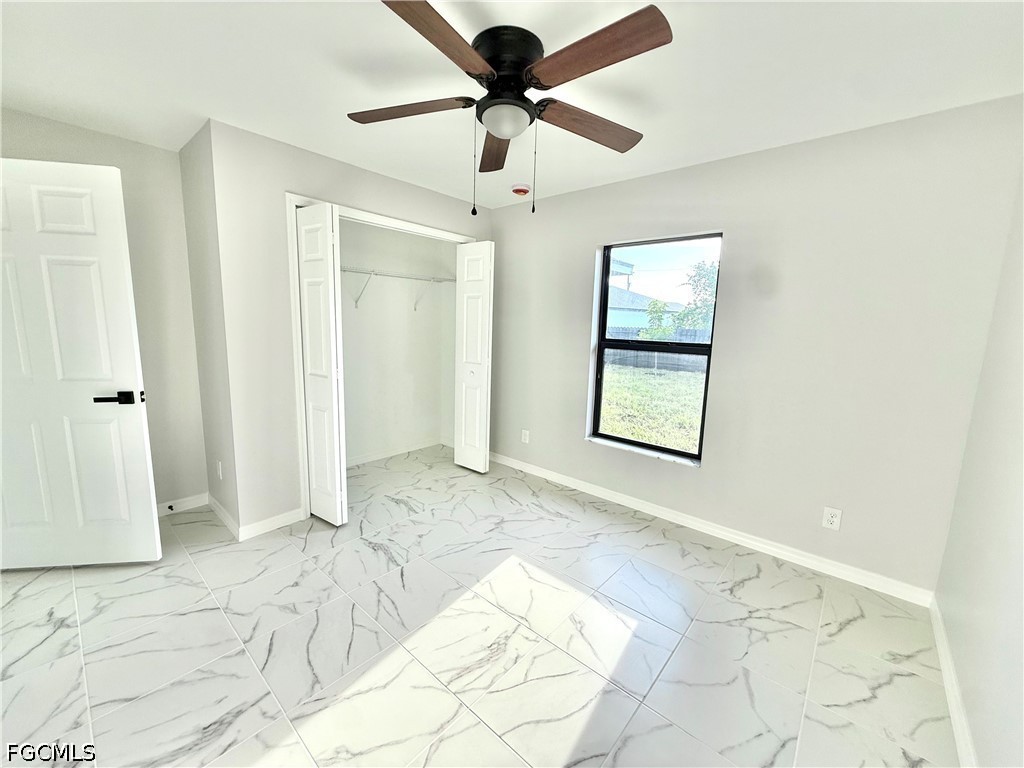 3 Bed SingleFamilyResidence for Sale in Cape Coral, photo 16