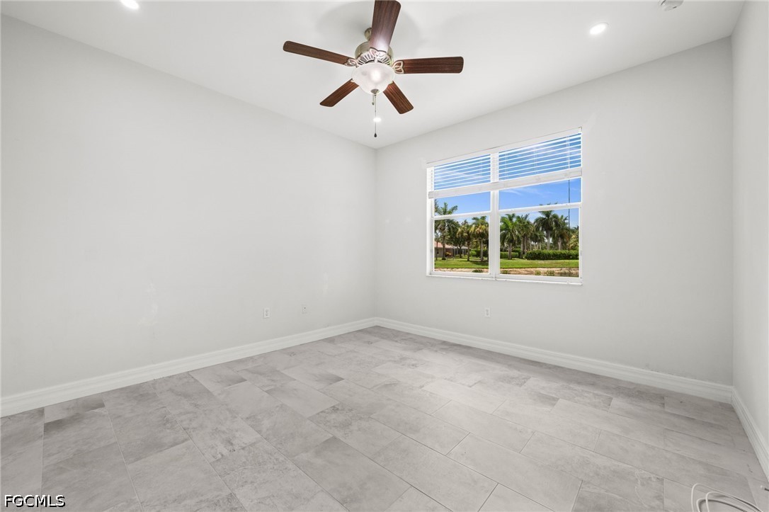 3 Bed Waterfront Home for Sale in Naples, photo 16