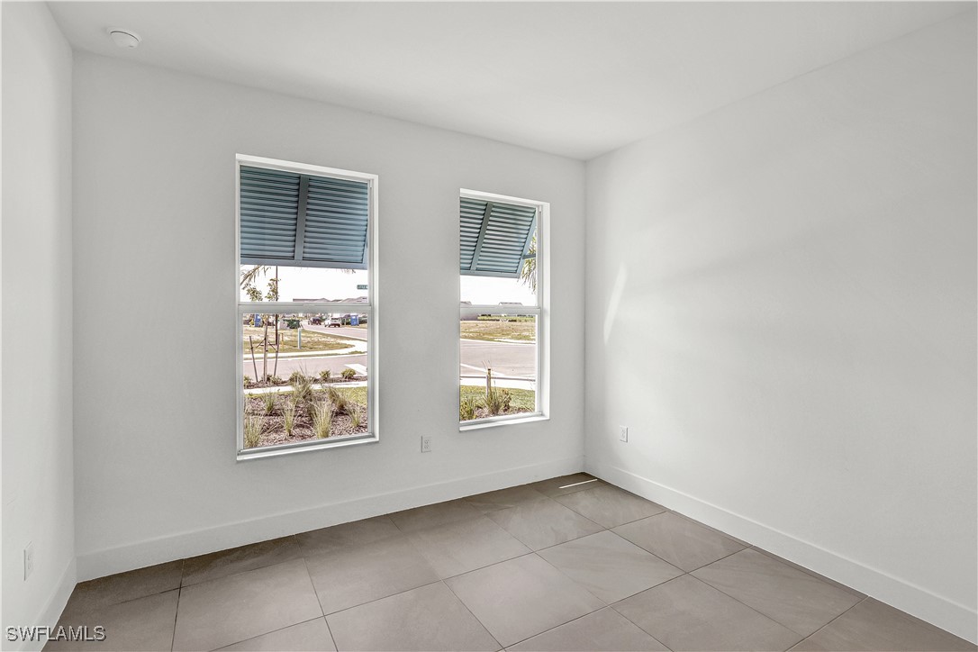 3 Bed Pool Home for Sale in Regency, photo 17