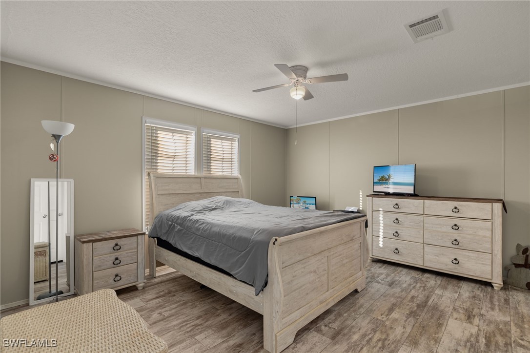 4 Bed ManufacturedHome for Sale in Punta Gorda, photo 17