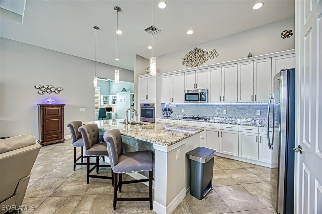 3 Bed Pool Home for Sale in Woodhaven, FL — photo 17