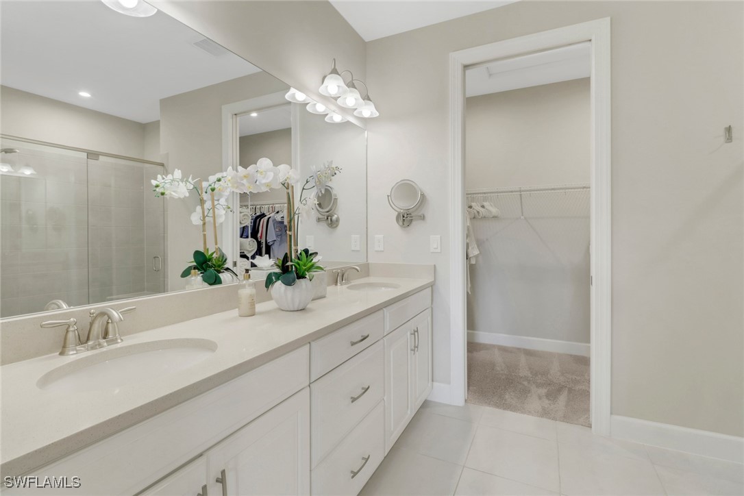 2 Bed Attached for Sale in Naples, photo 17