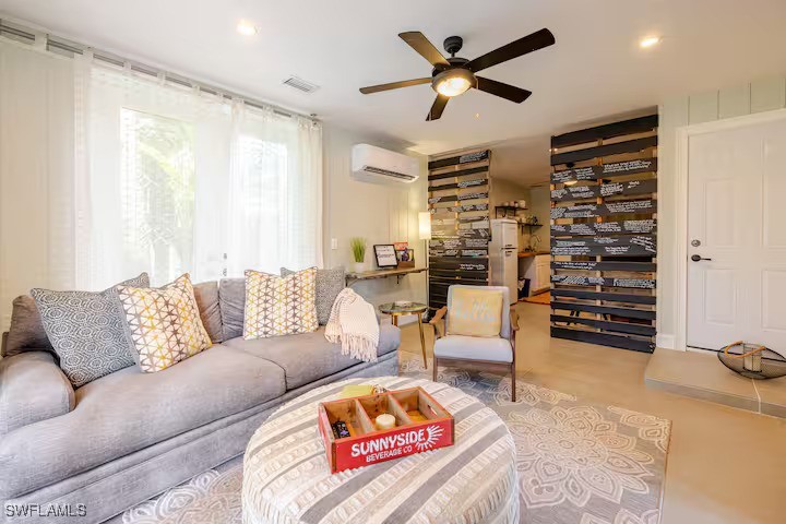 2 Bed SingleFamilyResidence for Sale in Naples, photo 17