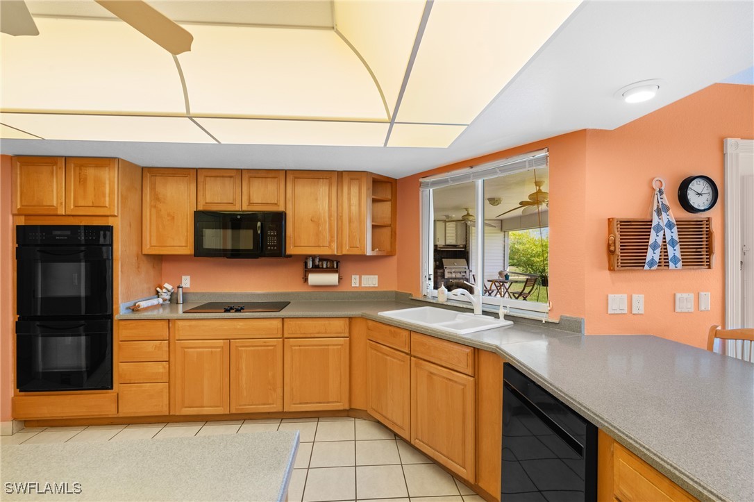 3 Bed SingleFamilyResidence for Sale in North Fort Myers, photo 17