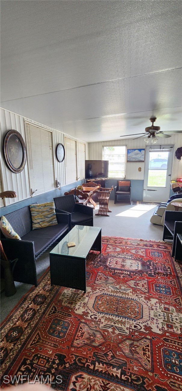2 Bed Waterfront Home for Sale in Moore Haven, photo 17