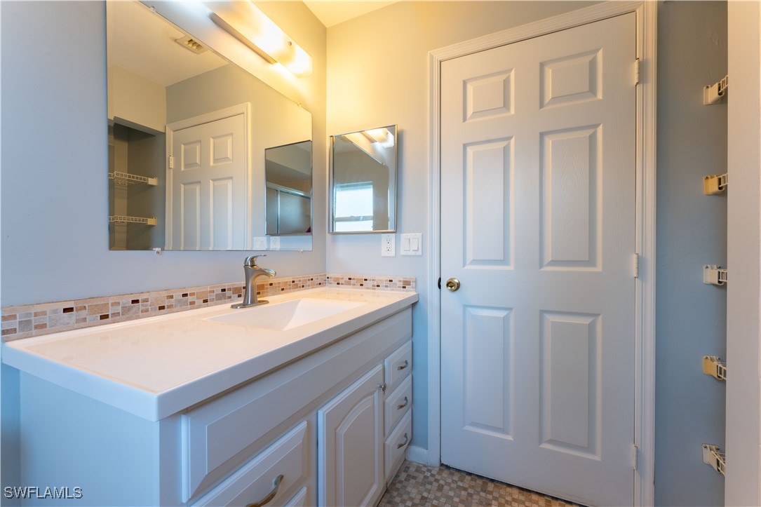 3 Bed SingleFamilyResidence for Sale in Port Labelle, FL — photo 17