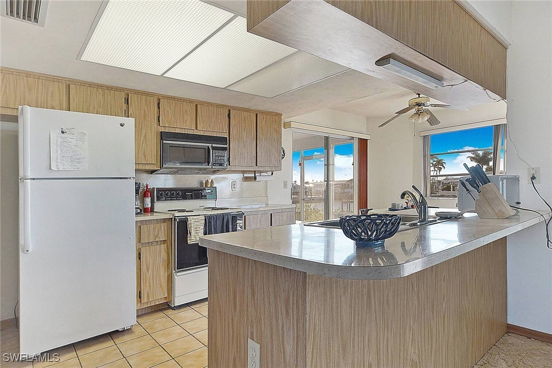 3 Bed Waterfront Home for Sale in Galt Island Shores, FL — photo 17