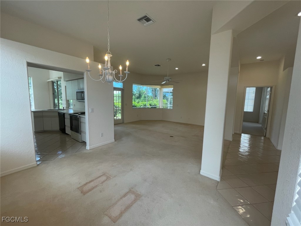 3 Bed SingleFamilyResidence for Sale in Seminole, FL — photo 17