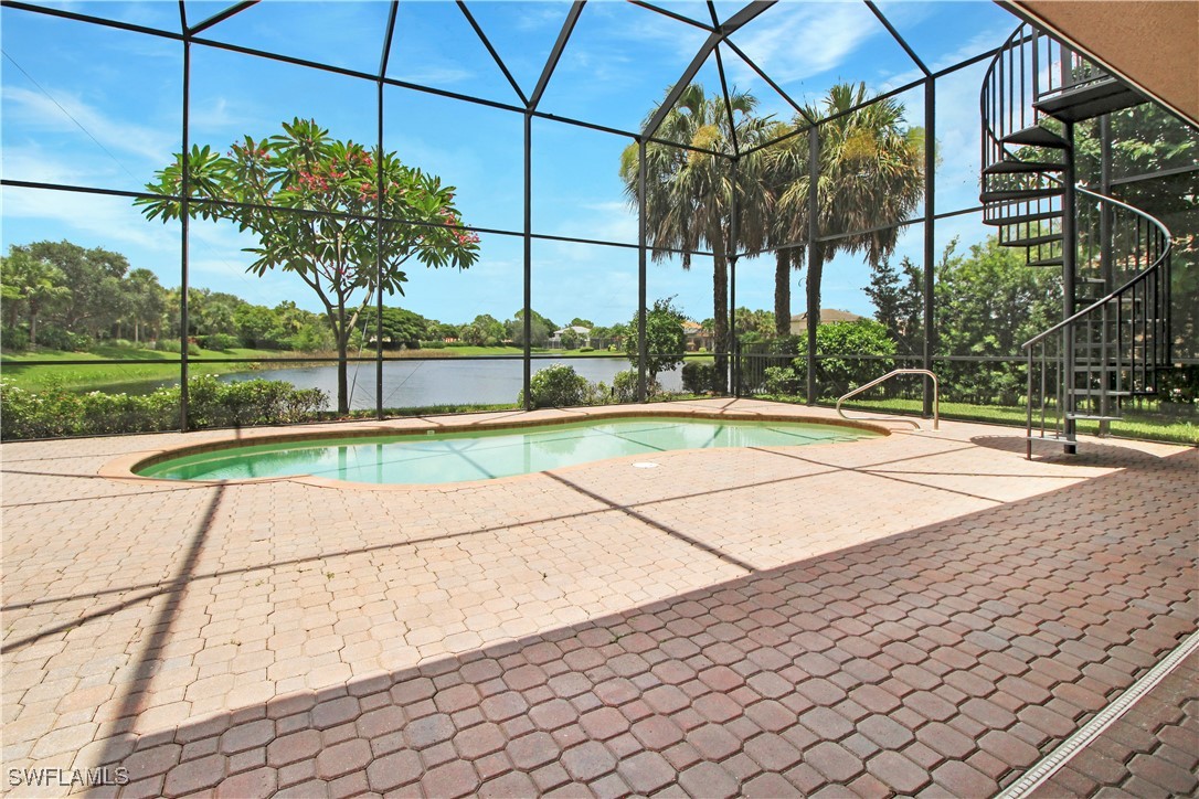 5 Bed Pool Home for Sale in Saturnia Lakes, photo 17