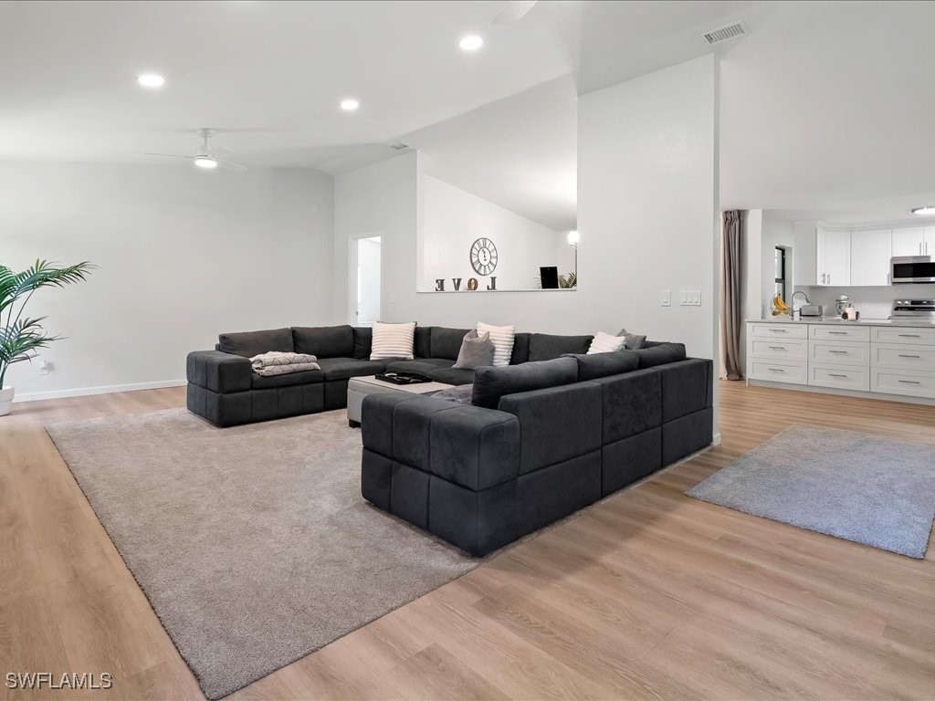 3 Bed SingleFamilyResidence for Sale in Naples, FL — photo 17