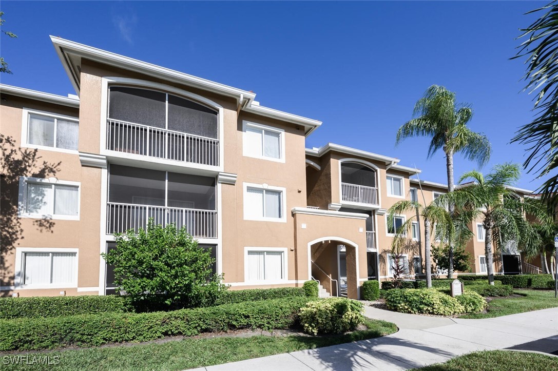 2 Bed Condominium for Sale in Napoli, FL — photo 17