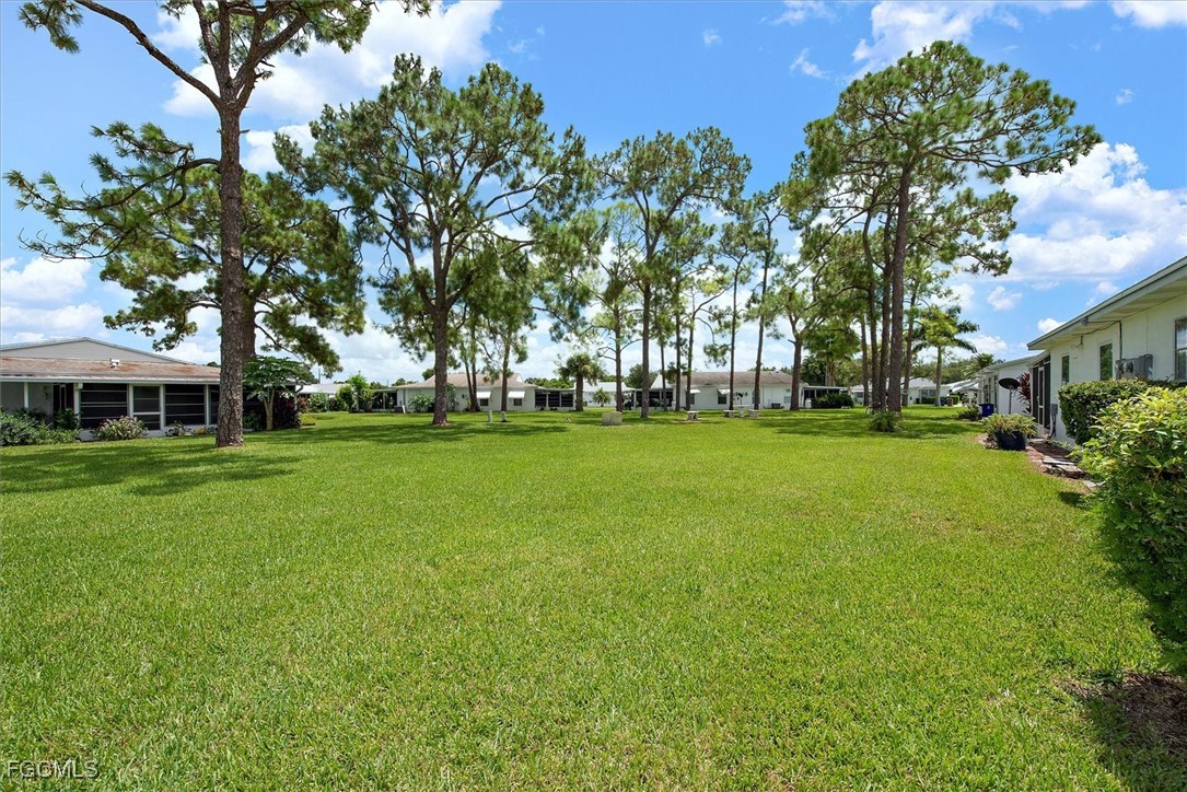 2 Bed Attached for Sale in Pinewood Condominium, photo 17