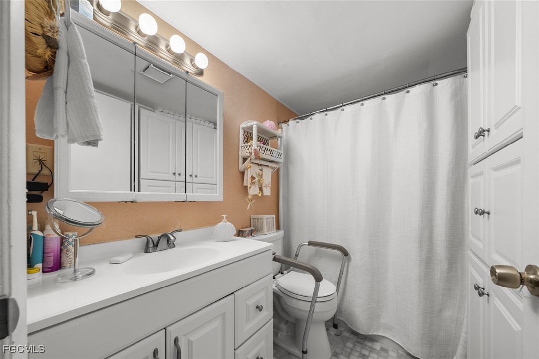 1 Bed Waterfront Home for Sale in Seven Lakes, FL, $75,000 — photo 17