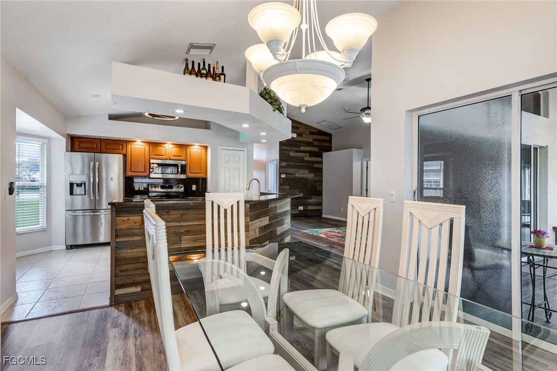 3 Bed SingleFamilyResidence for Sale in Fort Myers, FL — photo 17