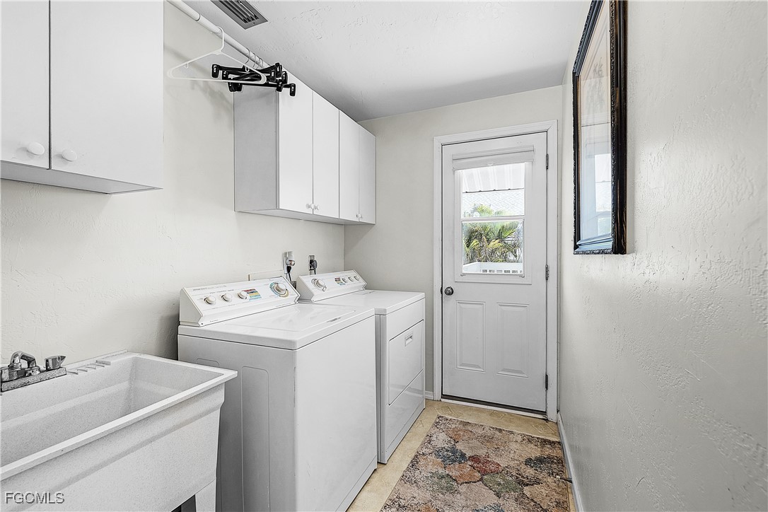 3 Bed SingleFamilyResidence for Sale in Captains Cove, photo 17