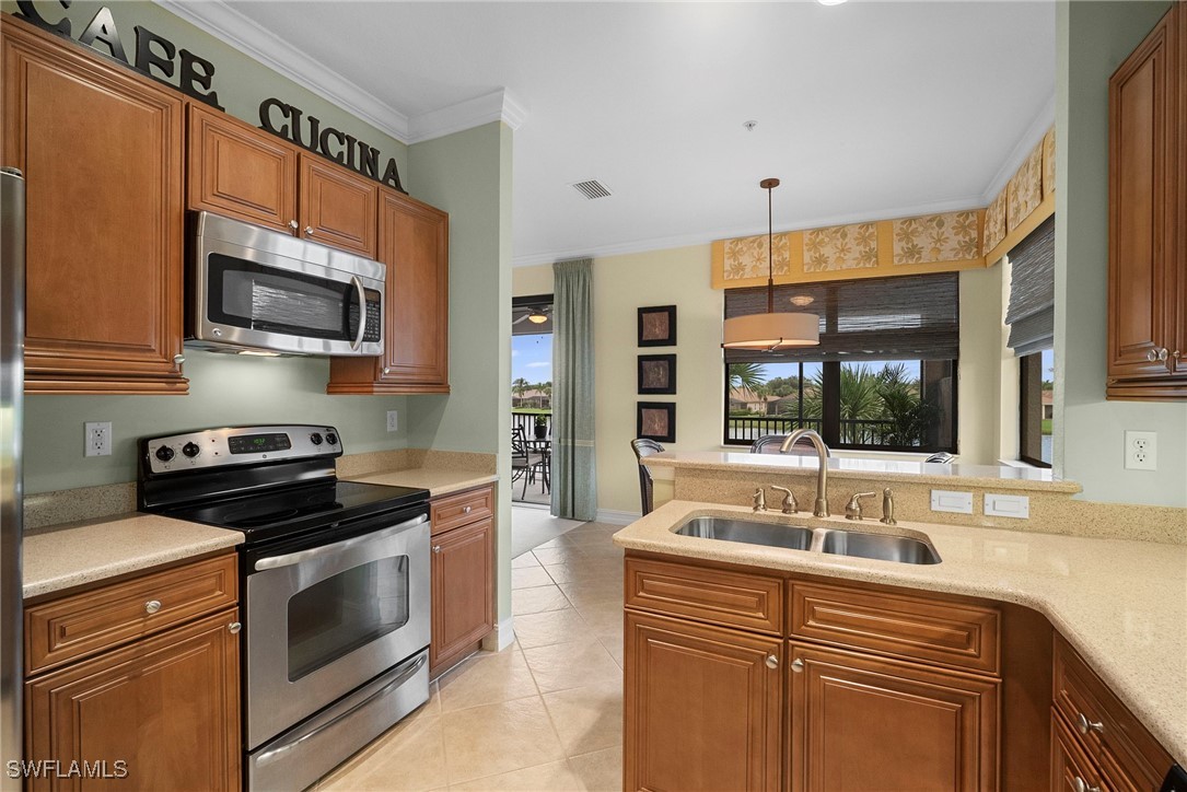 3 Bed Waterfront Home for Sale in Naples, FL, $729,900 — photo 17
