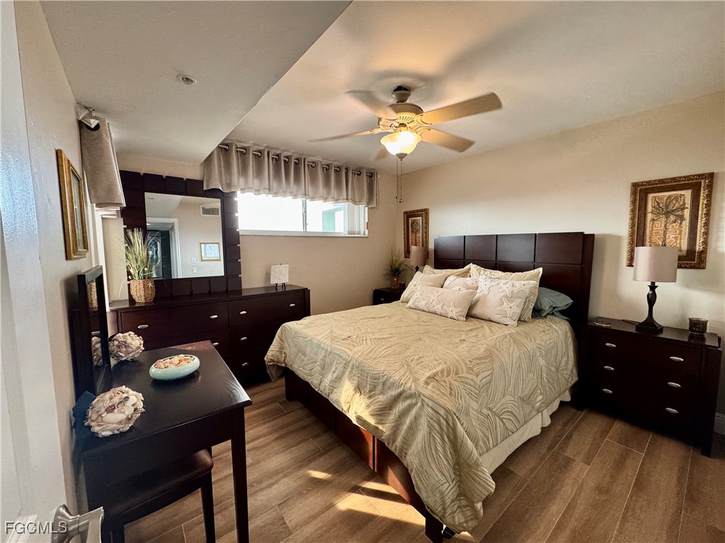 2 Bed Waterfront Home for Sale in Sea Grape Bay Condo, FL — photo 17