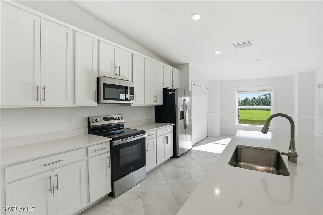 2 Bed Condominium for Sale in Webbs Reserve, FL, $287,000 — photo 17