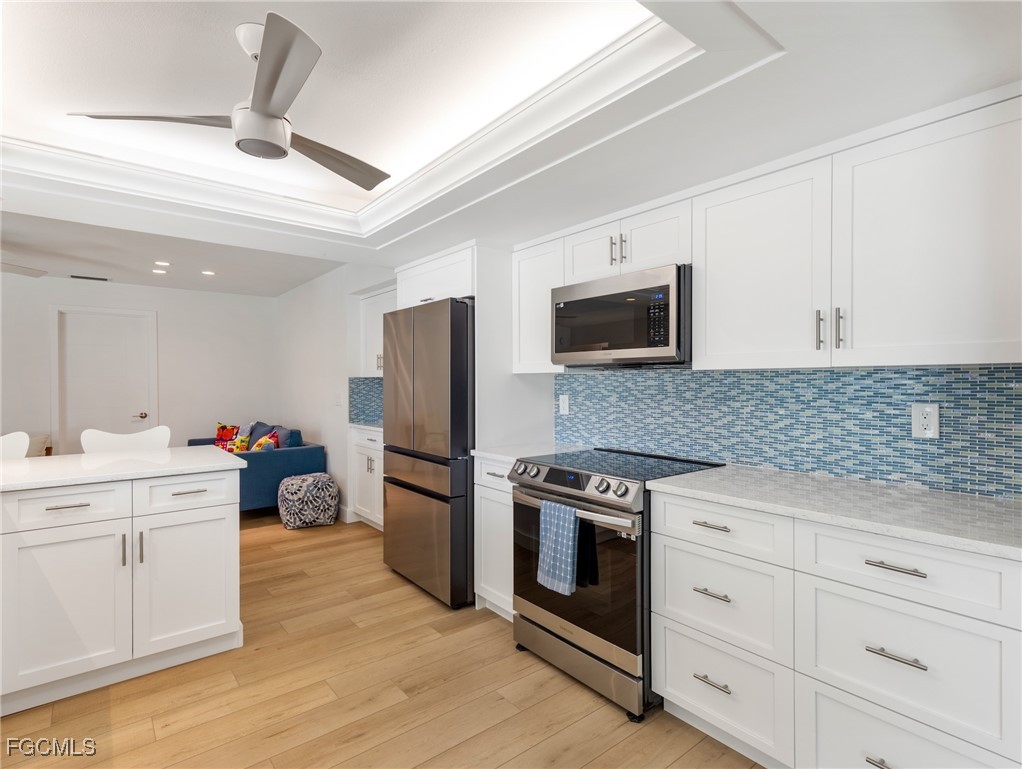3 Bed Pool Home for Sale in Palm Acres, photo 17