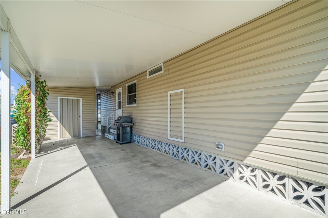 2 Bed Waterfront Home for Sale in St James City, photo 17