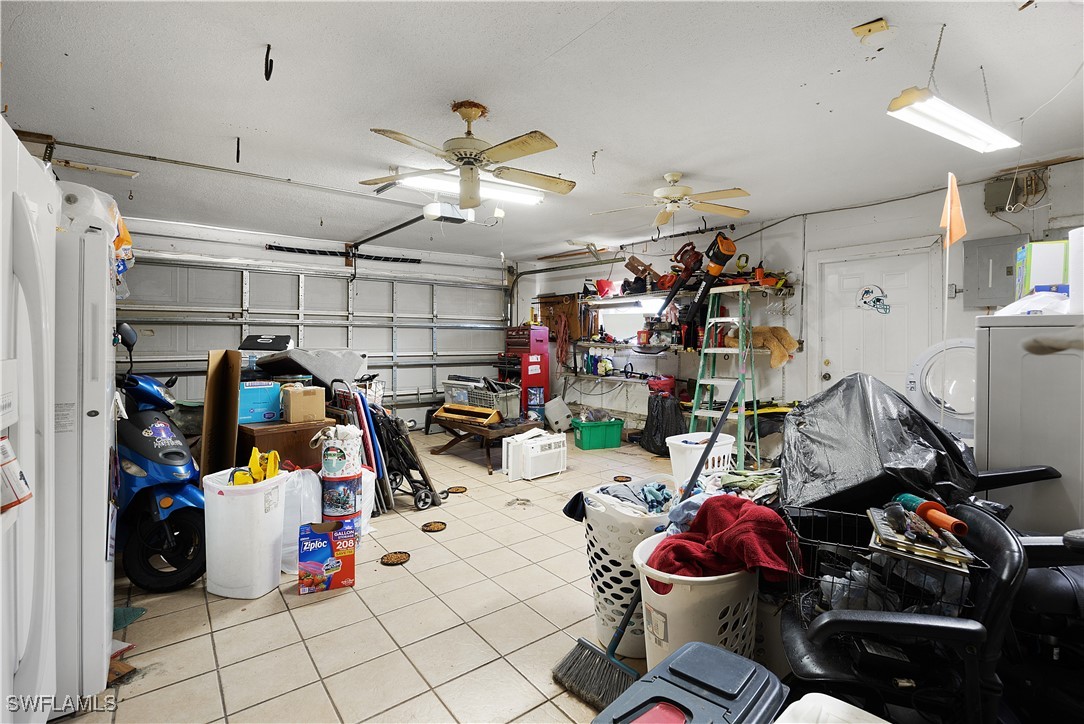 5 Bed SingleFamilyResidence for Sale in Wedgewood, photo 17