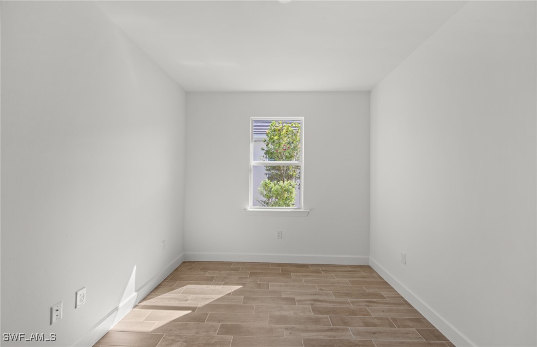 3 Bed SingleFamilyResidence for Sale in Alva, FL, $529,990 — photo 17