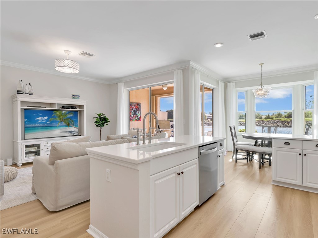 2 Bed Waterfront Home for Sale in Stoneybrook, FL — photo 17