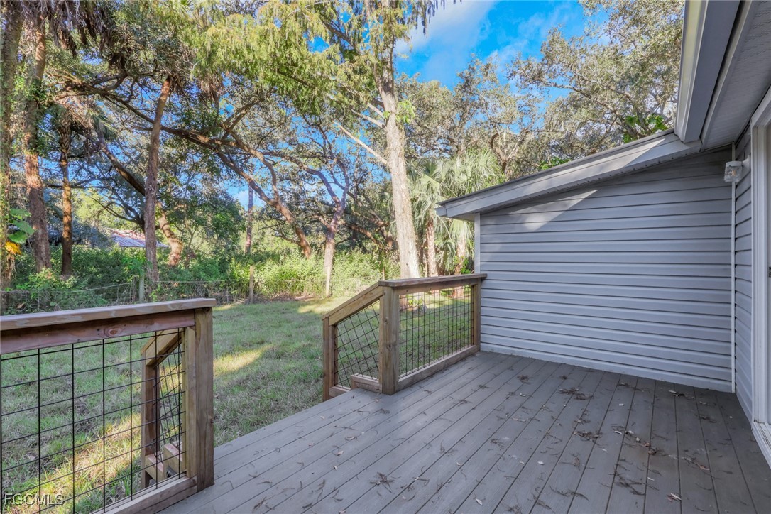 3 Bed SingleFamilyResidence for Sale in Buckingham, FL — photo 17