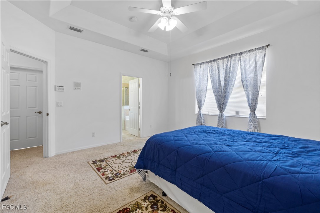2 Bed SingleFamilyResidence for Sale in Town Lakes, photo 17