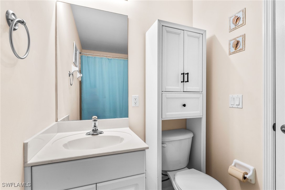 2 Bed Waterfront Home for Sale in Naples, photo 17