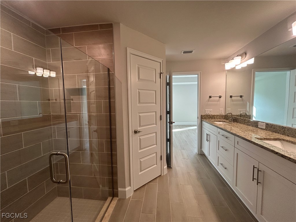 4 Bed SingleFamilyResidence for Sale in Deep Creek, FL — photo 17