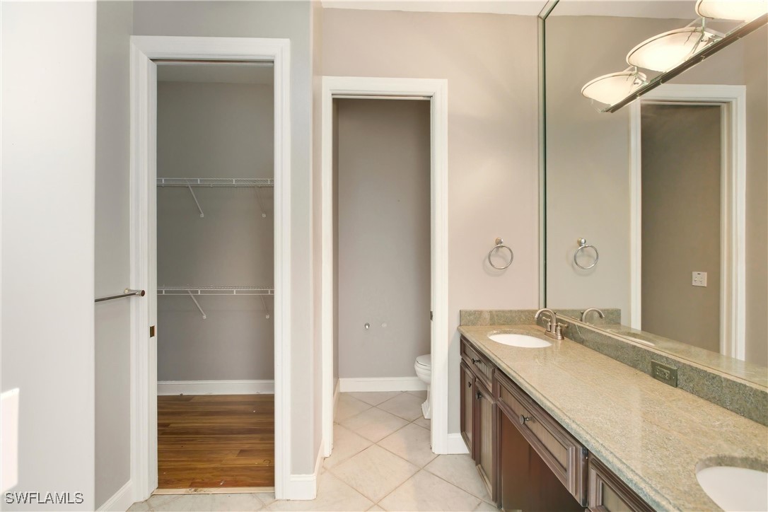 3 Bed SingleFamilyResidence for Sale in Naples, photo 17