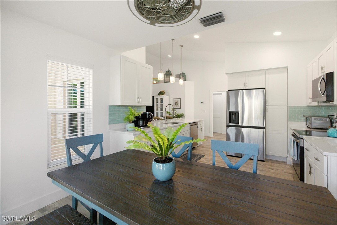3 Bed Condominium for Sale in Naples, photo 17