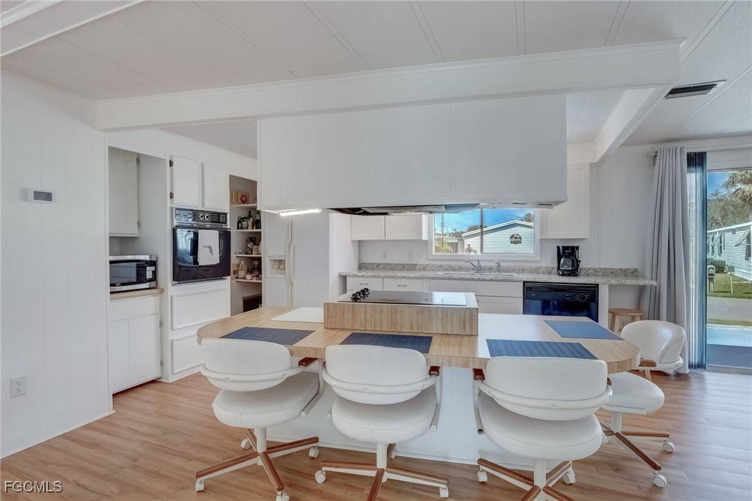2 Bed ManufacturedHome for Sale in Old Bridge Village, FL — photo 17