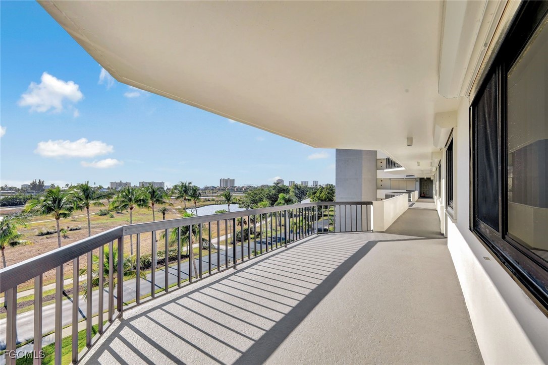 2 Bed Waterfront Home for Sale in The Palms Of Bay Beach, FL — photo 17
