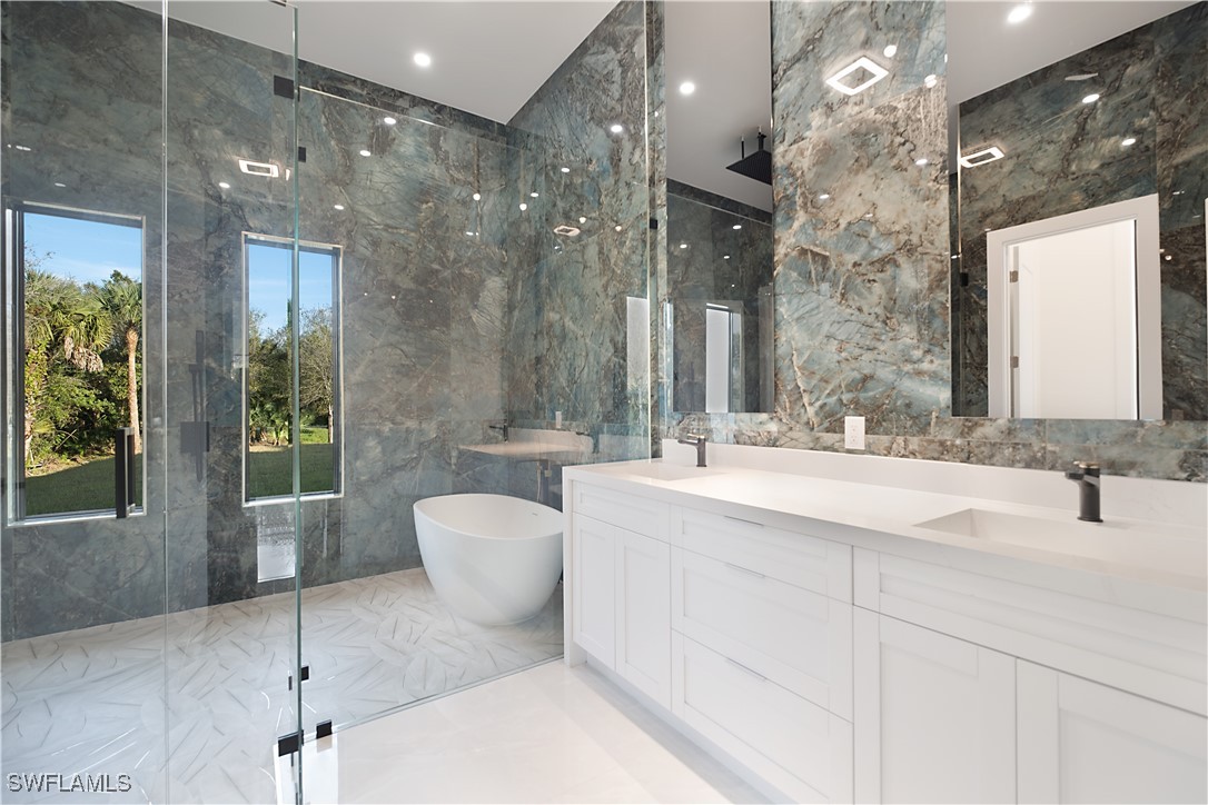 3 Bed Waterfront Home for Sale in Naples, FL, $995,000 — photo 17