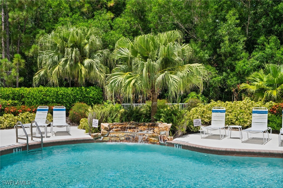 2 Bed Condominium for Sale in Naples, photo 17