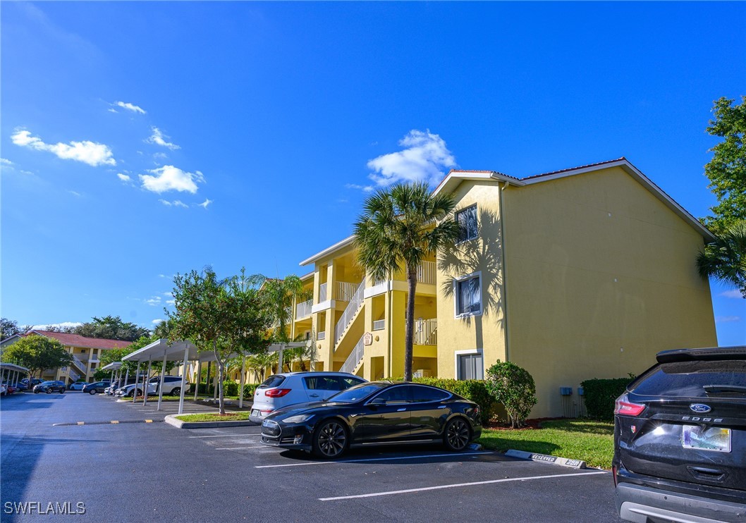 2 Bed Waterfront Home for Sale in Naples, photo 17